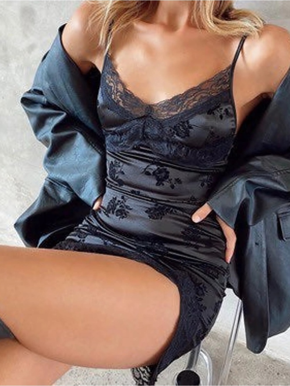 NWOT Motel Coti Bodycon Dress in Black Rose Flock with Lace sz M